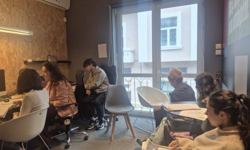 Μαθήματα Ελληνικών στη Δημοτική Βιβλιοθήκη Χανίων